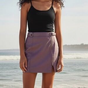 Free People Mini Skirt Womens 2 Purple Plum Vegan Faux Leather Short Buckle